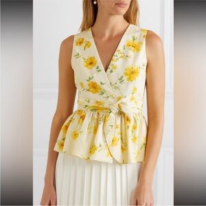 En saison essentielle peplum top